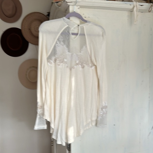 Free People - Picture 4 of 5